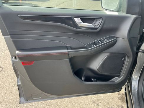 Used 2025 Ford Escape ST-Line image 23