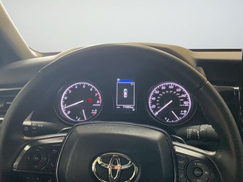 Used 2024 Toyota Camry SE FWD image 14