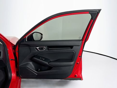 Used 2023 Honda Civic Touring image 32