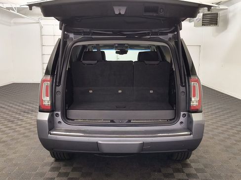 Used 2018 GMC Yukon Denali w/ Denali Ultimate Package image 18
