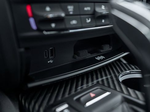 Used 2021 Maserati Quattroporte Trofeo image 80