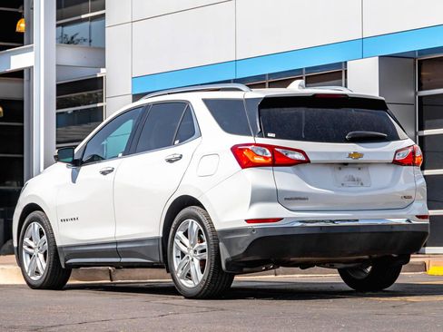 Used 2018 Chevrolet Equinox Premier FWD image 3