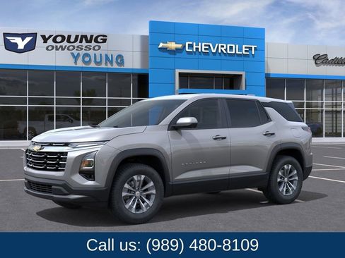 New 2026 Chevrolet Equinox LT w/ Convenience Package II FWD image 2