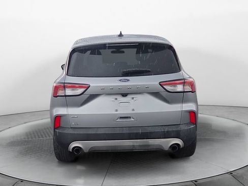 Used 2022 Ford Escape SE FWD image 4
