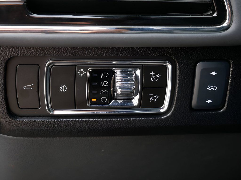 Used 2024 Lincoln Navigator Black Label AWD/4WD image 19