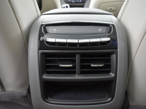Certified 2024 Cadillac XT5 Premium Luxury AWD/4WD image 29