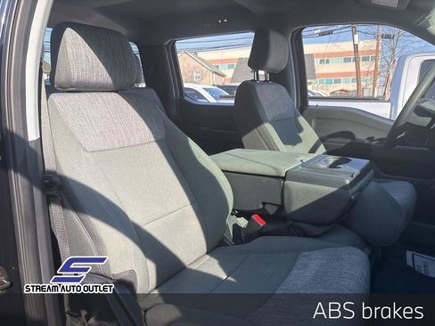 Used 2023 Ford F150 XLT w/ XTR Package image 11