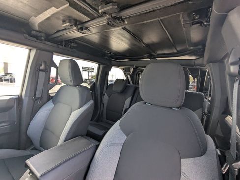 Used 2025 Ford Bronco Big Bend AWD/4WD image 25
