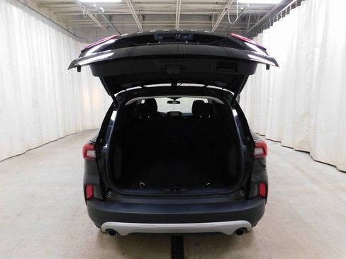 Used 2023 Ford Escape Active image 6