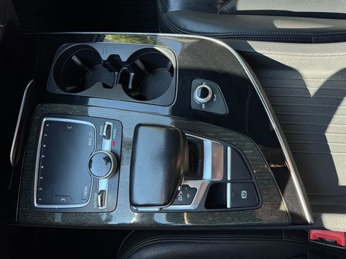 Used 2017 Audi Q7 3.0T Premium Plus image 12