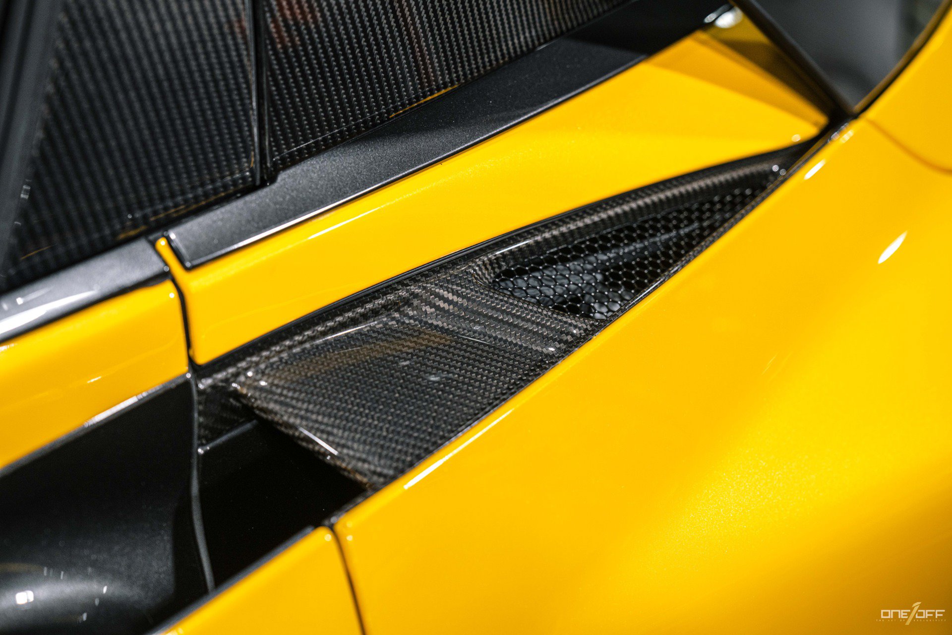Used 2020 McLaren 720S Performance RWD image 7
