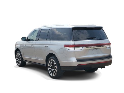 Certified 2024 Lincoln Navigator Reserve AWD/4WD image 4