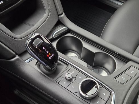 New 2026 Cadillac XT5 Luxury w/ LPO, Floor Liner Package image 18