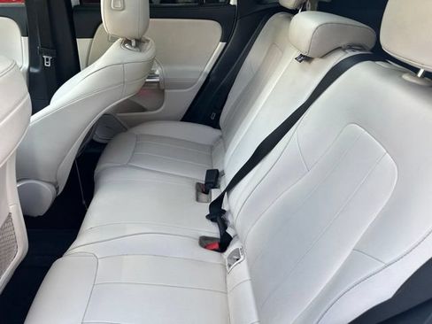 Used 2021 Mercedes-Benz GLA 250 image 9