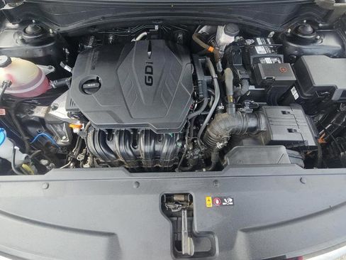Used 2023 Kia Sportage SX FWD image 9