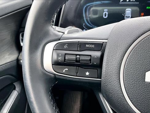 Used 2025 Kia Sportage X-Line image 23