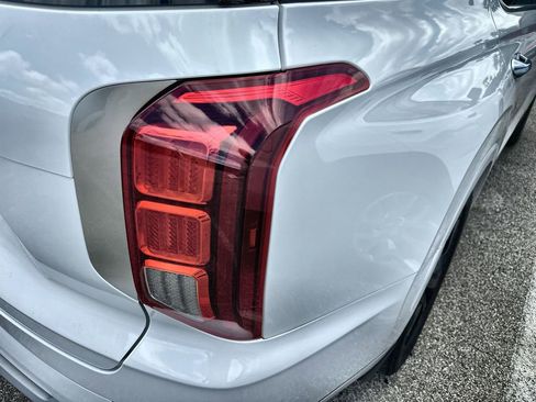 Used 2021 Hyundai Palisade Limited w/ Cargo Package image 4