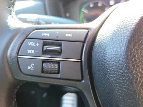 Certified 2025 Honda Accord Sport image 37