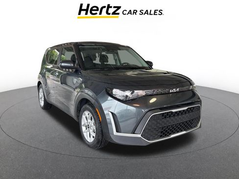 Used 2025 Kia Soul LX w/ LX Technology Package FWD image 1