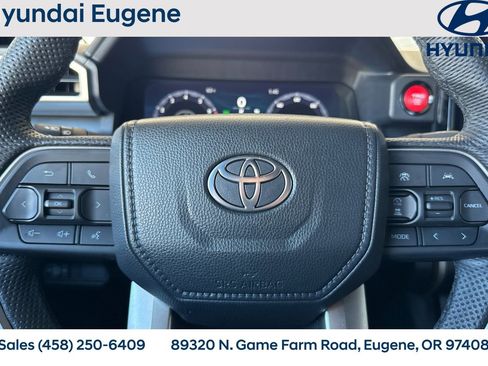 Used 2024 Toyota Tacoma TRD Sport image 28