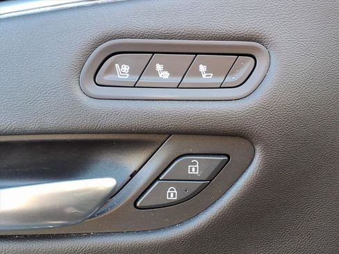 Used 2021 Cadillac Escalade ESV Sport w/ Driver Assist Tech Package image 17