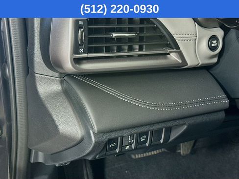 Certified 2025 Subaru Outback Limited image 11