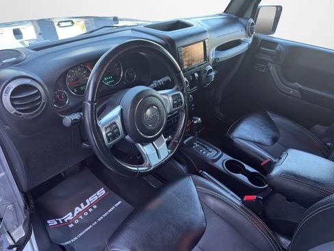 Used 2017 Jeep Wrangler Unlimited Sport AWD/4WD image 11