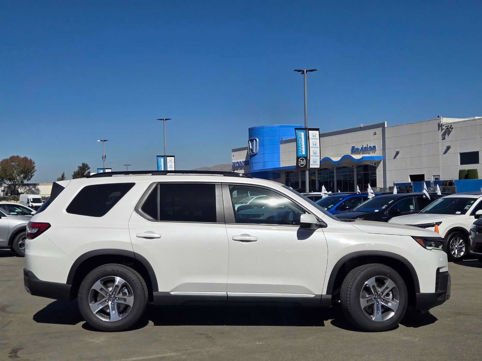 New 2026 Honda Pilot EX-L image 4