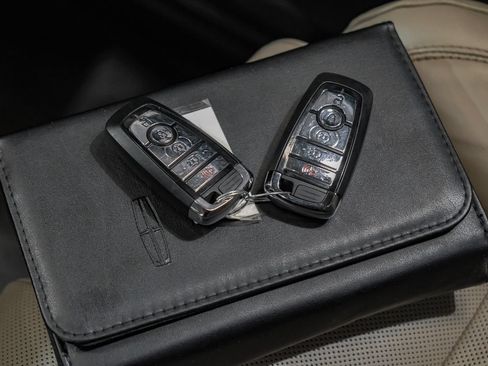 Used 2022 Lincoln Aviator Reserve w/ Equipment Group 201A AWD/4WD image 69