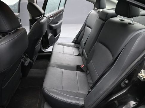Used 2016 Subaru Legacy 2.5i Limited AWD/4WD image 12