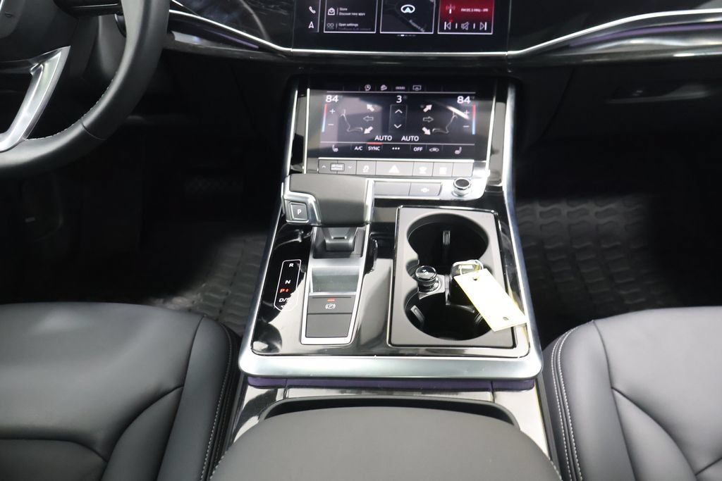 Used 2025 Audi Q7 3.0T Premium w/ Convenience Package AWD/4WD image 20