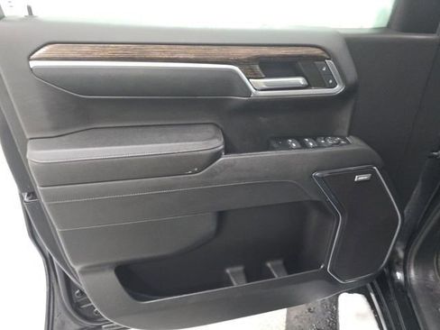 Used 2023 GMC Sierra 1500 Elevation w/ Preferred Package image 12