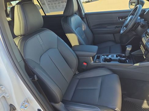 New 2026 Subaru Outback Touring XT image 13