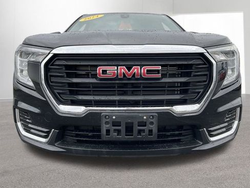 Used 2024 GMC Terrain SLE AWD/4WD image 33