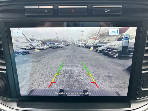 Certified 2022 Ford F150 XLT w/ Equipment Group 302A High image 28