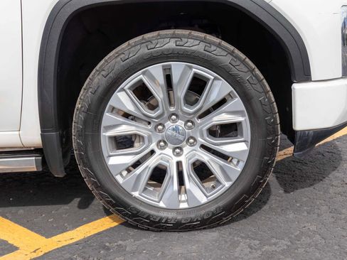 Used 2022 GMC Sierra 1500 Denali w/ Denali Premium Package image 31