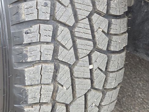 Used 2024 RAM 2500 Big Horn w/ Off Road Package AWD/4WD image 11