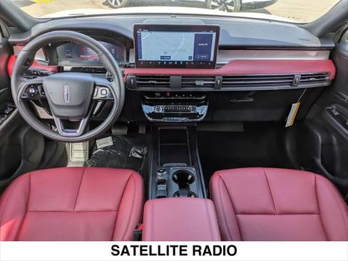 New 2025 Lincoln Corsair Grand Touring image 12