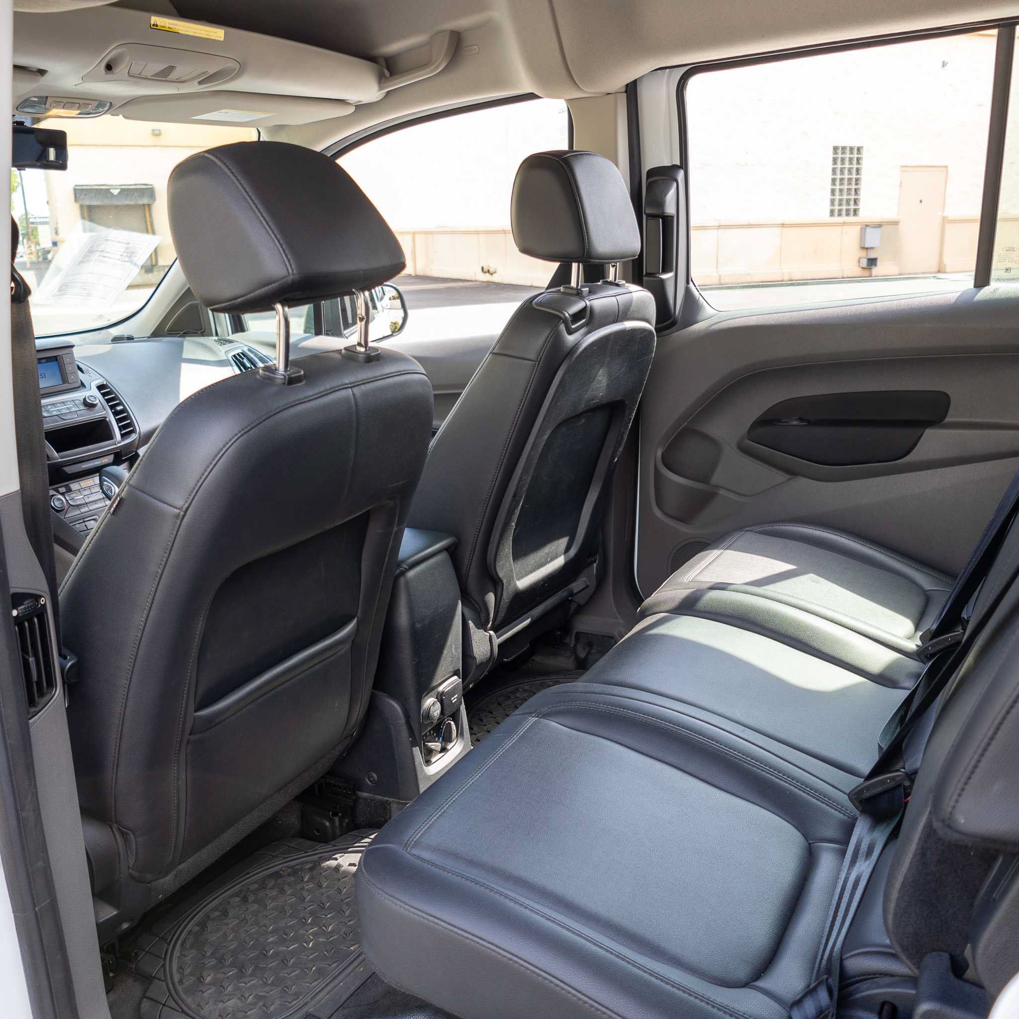 Used 2022 Ford Transit Connect XL FWD image 16