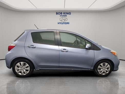 Used 2014 Toyota Yaris LE FWD image 6