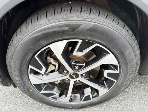 Used 2023 Kia Sportage EX FWD image 11