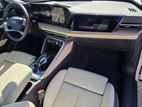 Used 2025 Audi Q5 Prestige AWD/4WD image 10