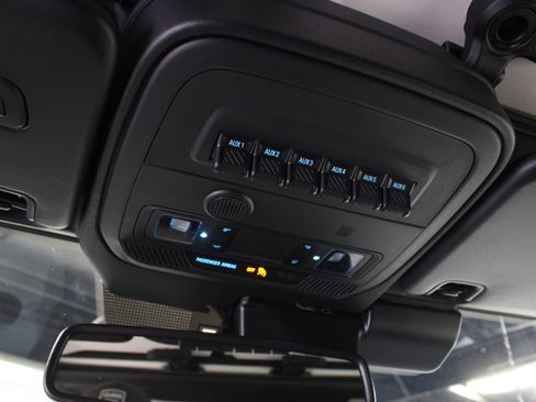 Used 2025 Ford Bronco Raptor w/ Interior Carbon Fiber Pack AWD/4WD image 31