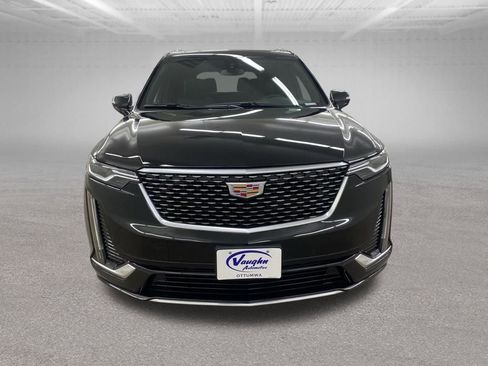 New 2025 Cadillac XT6 Luxury AWD/4WD image 3