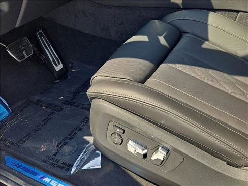 New 2026 BMW X7 M60i w/ Climate Comfort Package image 4