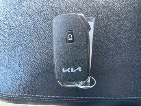 Used 2023 Kia Sportage X-Line AWD/4WD image 30