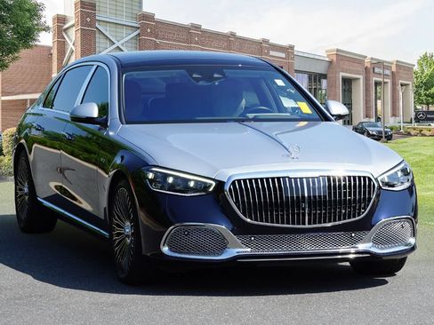 Certified 2023 Mercedes-Benz Maybach S 680 4MATIC image 3