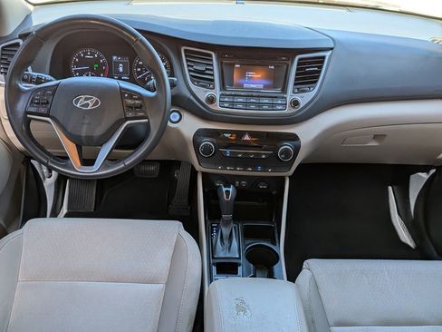 Used 2016 Hyundai Tucson Sport image 14