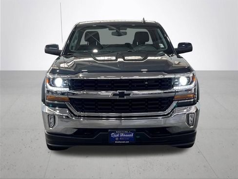 Used 2018 Chevrolet Silverado 1500 LT w/ All Star Edition image 4