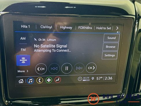Used 2023 Chevrolet Traverse LT w/ LPO, Floor Liner Package AWD/4WD image 18